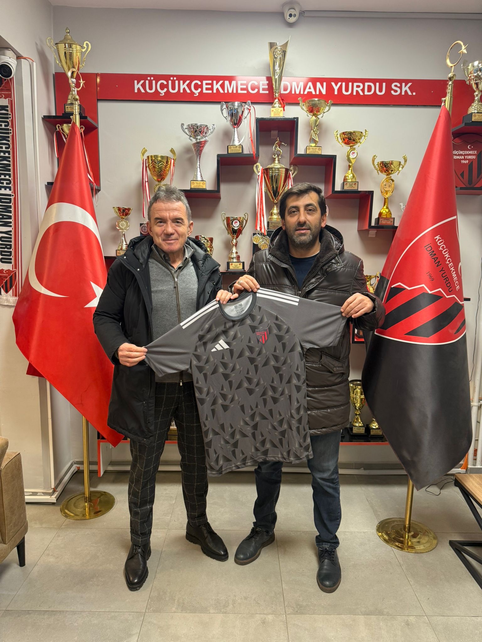 Sayın Mehmet Ali Artan’a sonsuz teşekkürlerimizi sunarız.